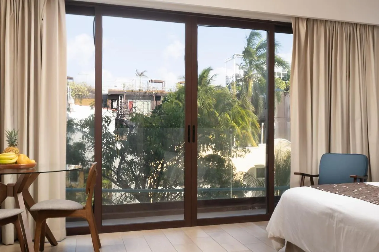 Апарт-отель Tu Paraiso Privado- Lahun Suites Плая-дель-Кармен